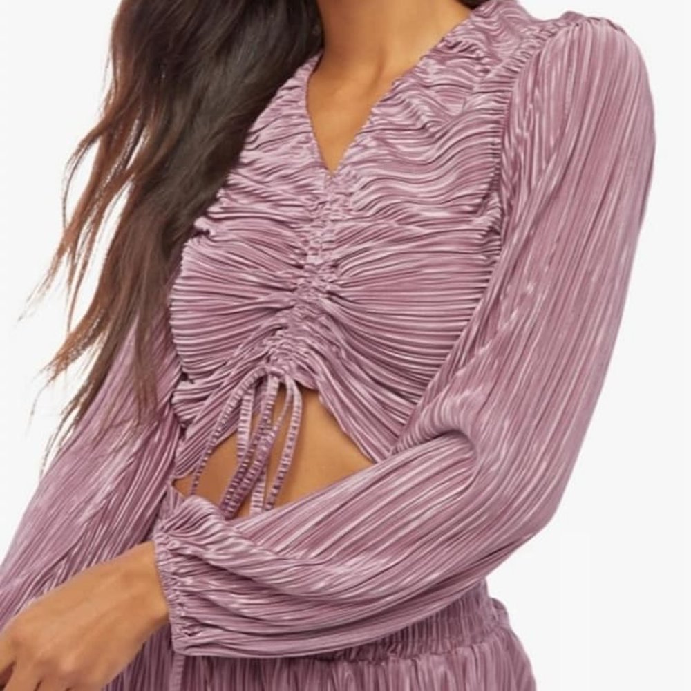* Ladies ruched top